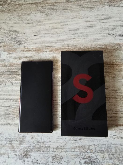 Samsung S22 Ultra 256 гБ