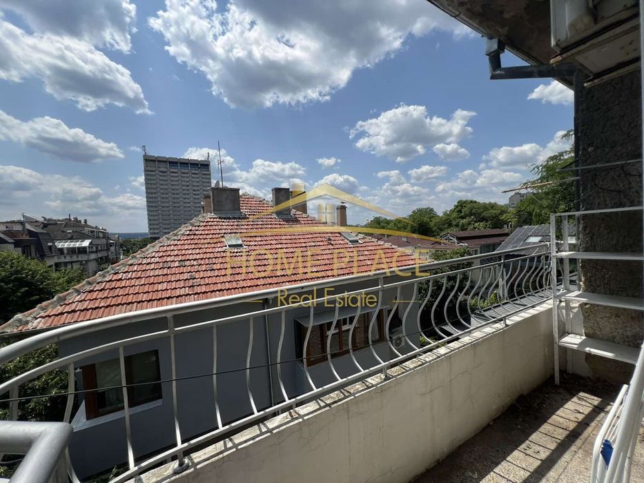 Дава се под наем Четиристаен апартамент в Варна, Морска градина - 140 кв.м за 765 € - Снимка #8