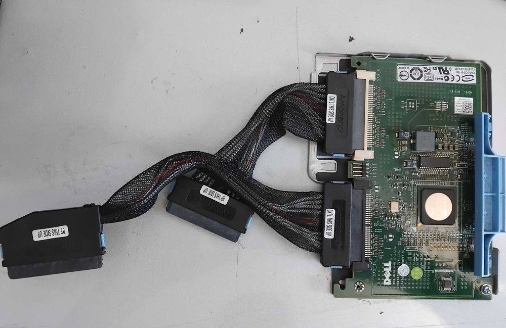 RAID SAS контролер Dell Perc PERC 6/E
