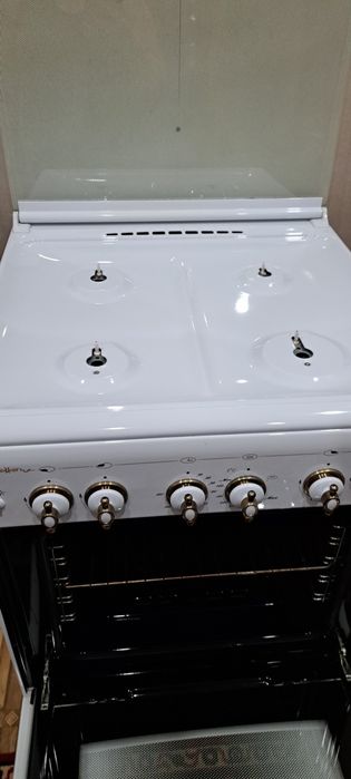 Продам газ плиту