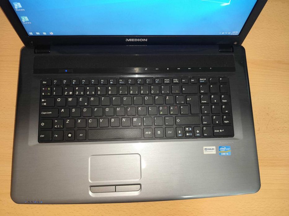 Laptop Medion 7222, 17 inch, I3, 6Gb Ram, ssd128Gb, display 17 inch!