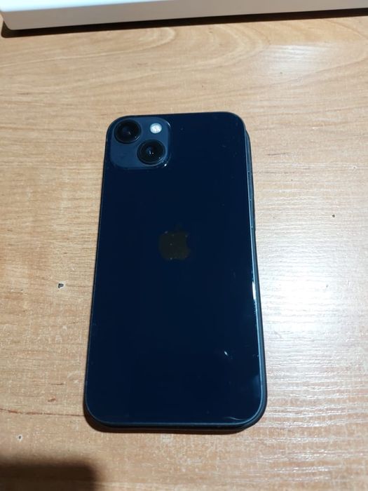 Продам айфон 13 акб 89