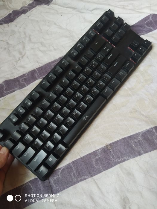 Продам клавиатура Hyperx