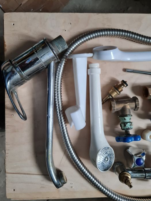 сантехзапчасти разные