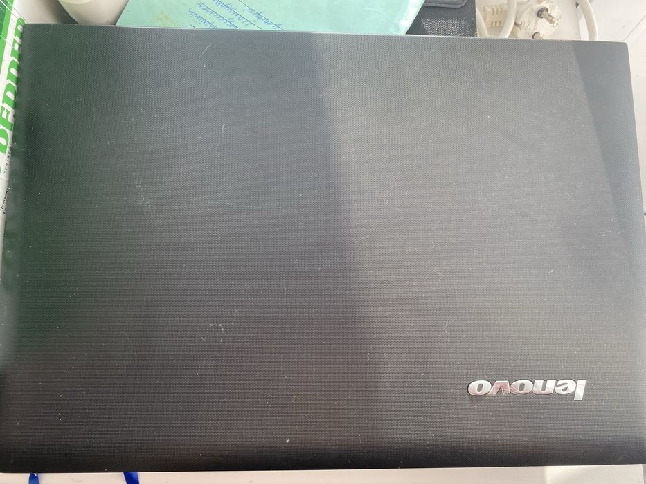 Ноутбук  Lenovo (Леново)