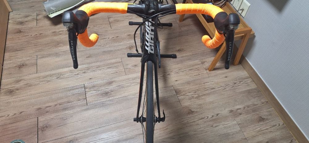 Шоссейний велосипед Giant Propel Advantced Carbon