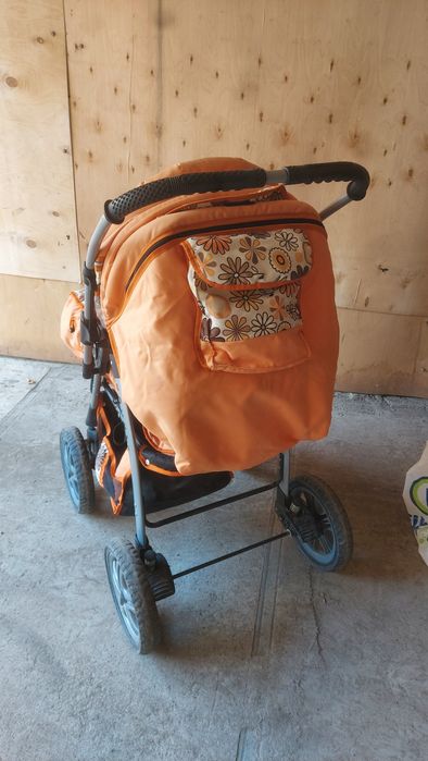 Детская всесезинная коляска.