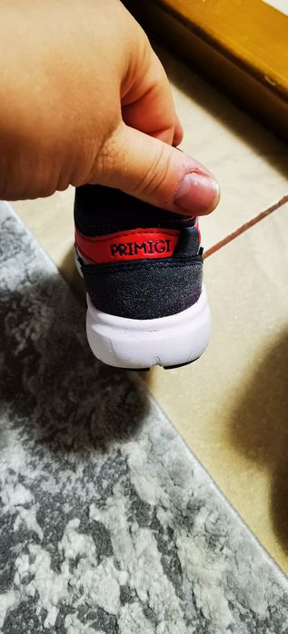 Adidași înalți primigi