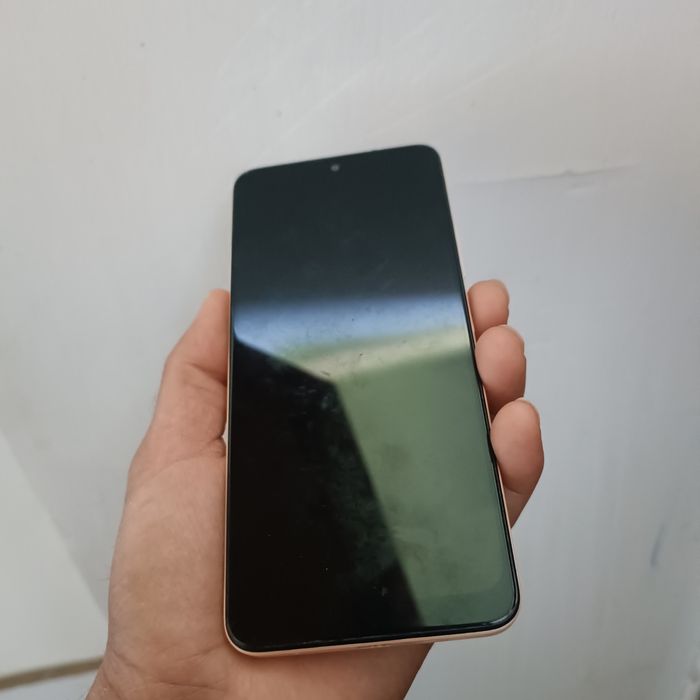 Redmi note 12 sana 17mayda quyldi
