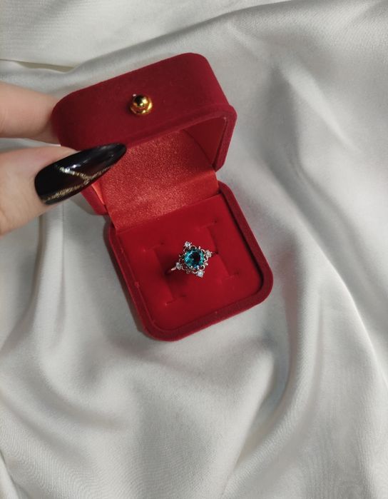 Продам кольца серебро 925