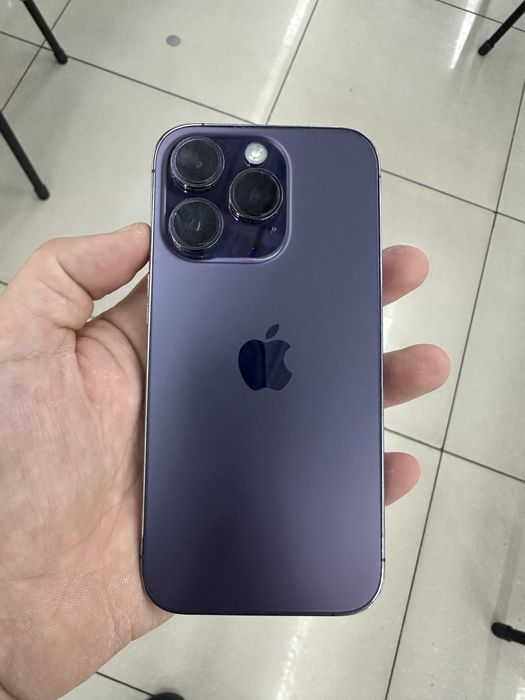 Продаю айфон 14 про