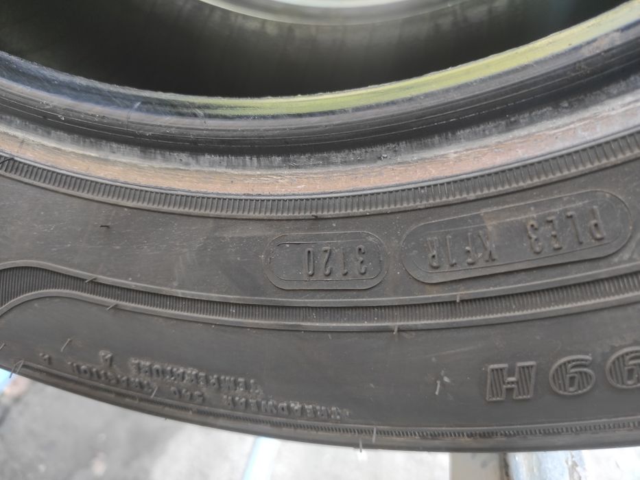 Пара шин GOODYEAR 215/65 R17