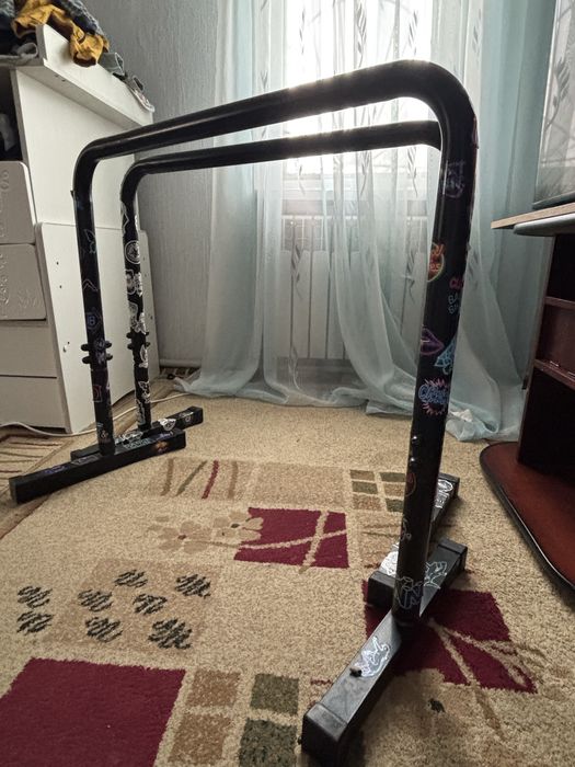 Продам брусья напольные