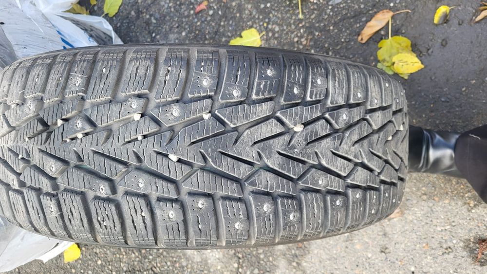 Зимняя резина шиповоная