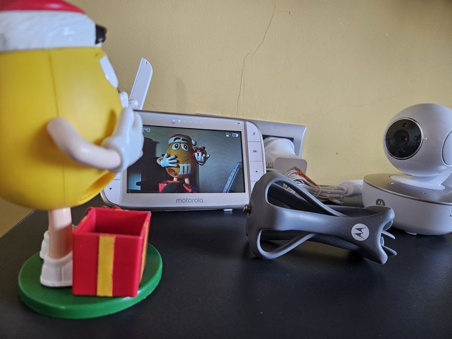 Видео Бебефон Motorola MBP855 Connect