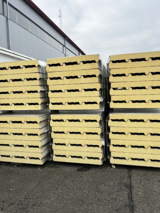 Panou sandwich acoperis, perete