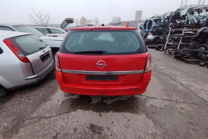 Capota motor Opel Astra 2006 1.9 CDTI MT (120 hp)