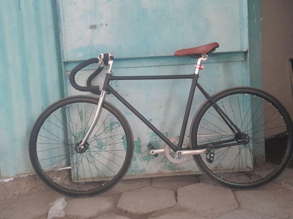 Срочно продаеться фикс новый