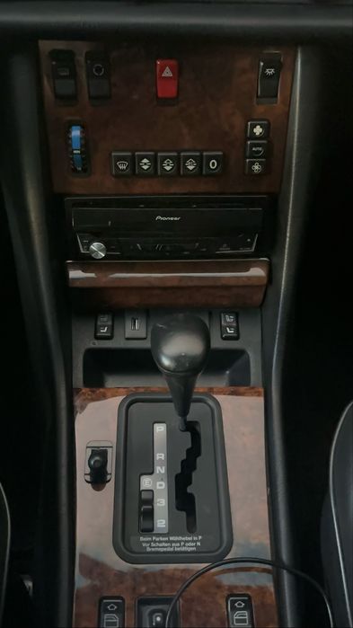 Mercedes Benz w126 560 SEL