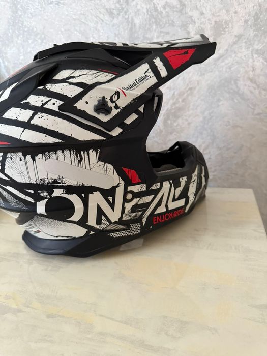 Шлем для мотокрocca O'Neal 2Series Limited Edition