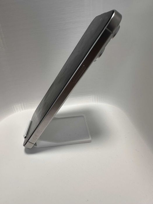 iPhone 15 Pro Max 256GB - 100% батерия