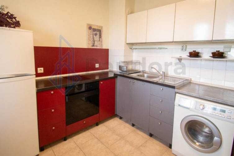 Дава се под наем Двустаен апартамент в София, Красно село - 70 кв.м за 525 € - Снимка #2