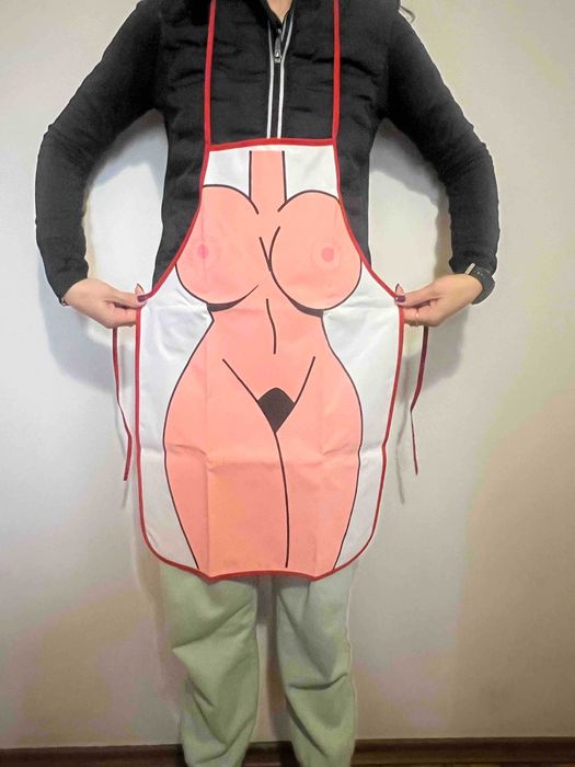 забавление за двойки - покер, стрип дартс, престилка и звънче за кекс