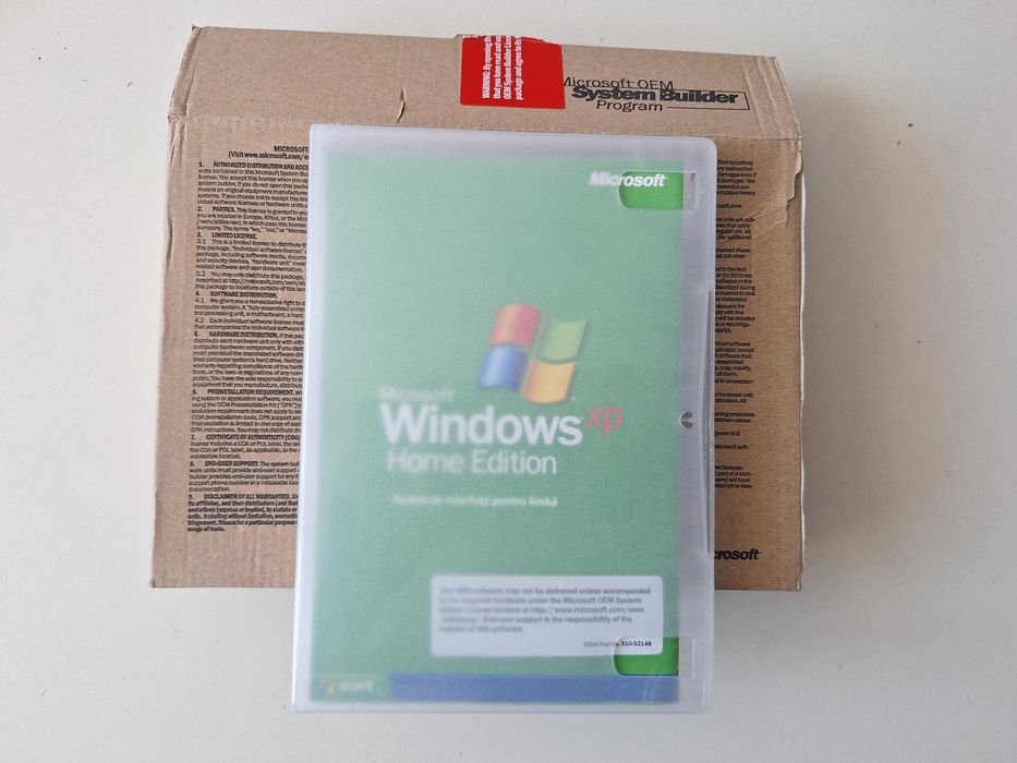 Microsoft Windows XP Home Edition OEM – Romanian Version – Complete Collector’s Package