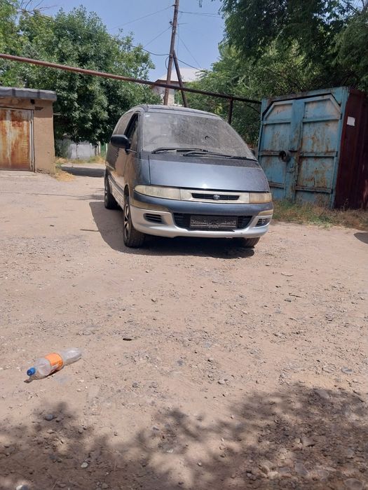 Тойотта Естима люсида емина