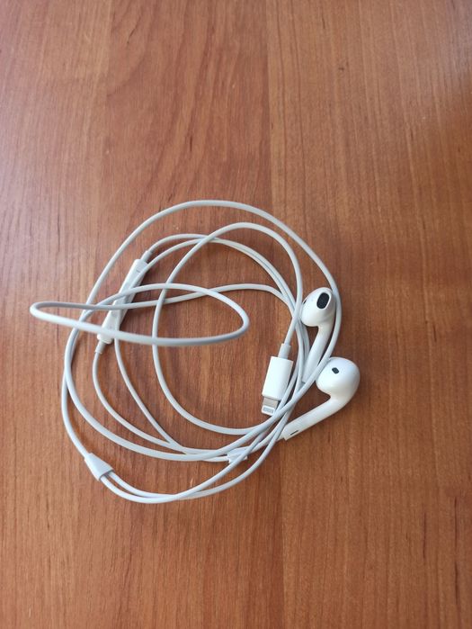 Наушники от айыона 13 про