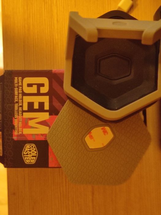 Coolemaster Gem magnetic peripheral holder