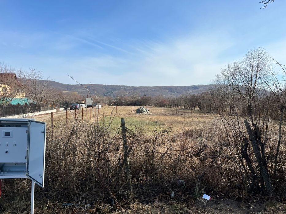 Teren intravilan de vanzare Valenii de Munte-904mp