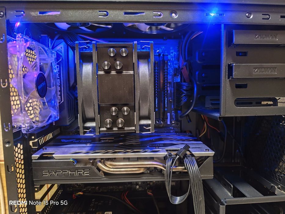 Monitor + Unitate PC i7