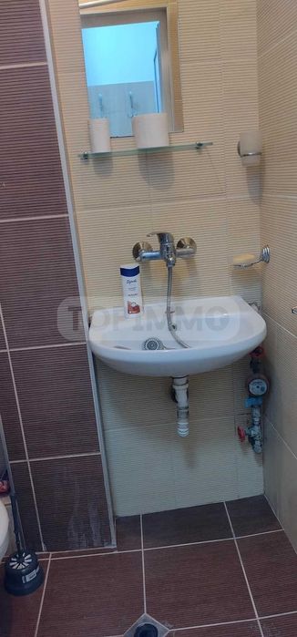 Дава се под наем Тристаен апартамент в Варна, Левски - 67 кв.м за 408 € - Снимка #9