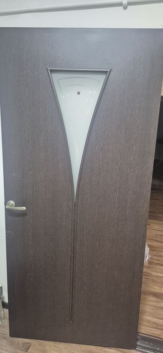 Продам двери б/у