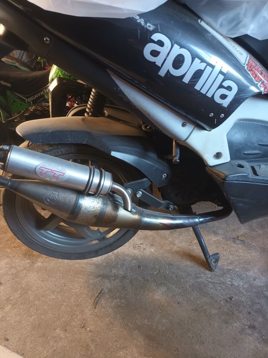 Продавам Aprilia sr 50