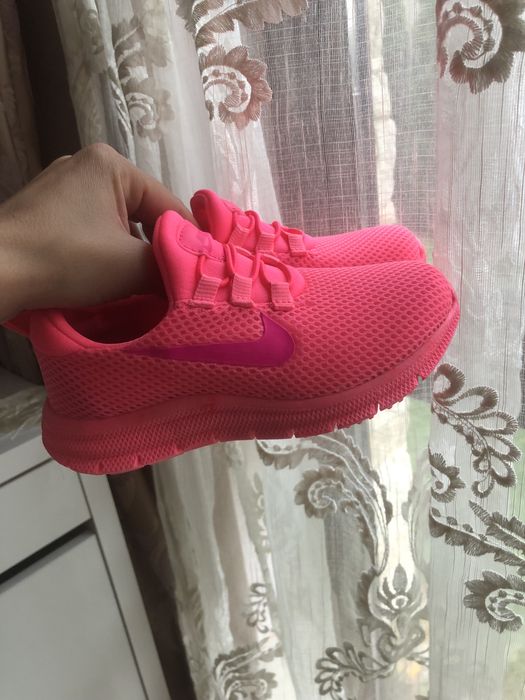 Детски маратонки за момиче