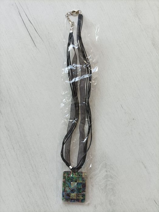 Гривна с шарени и метални топчета + гердан