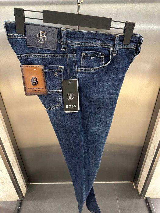 blugi modele noi hugo boss