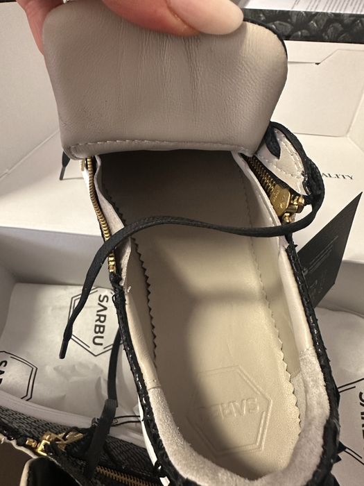 Vand Sneakers Sarbu
