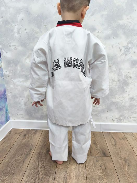 Форма Тхэквондо новый !