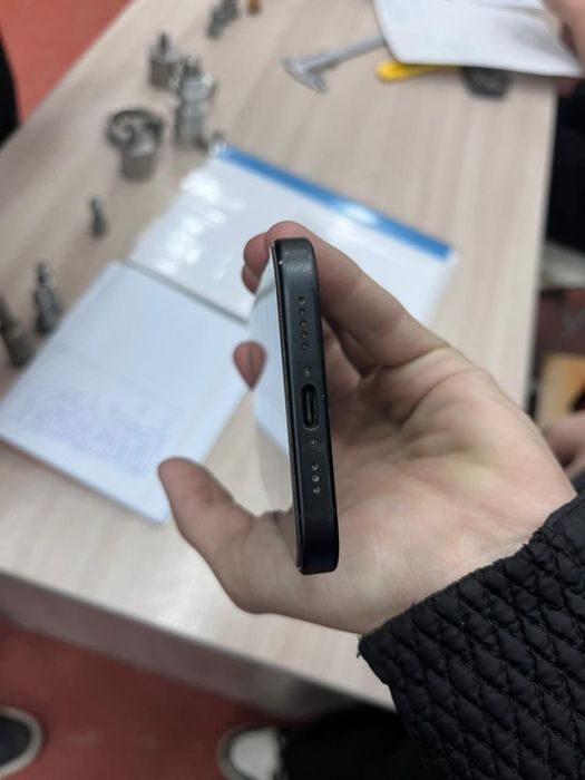 продам Iphone 15