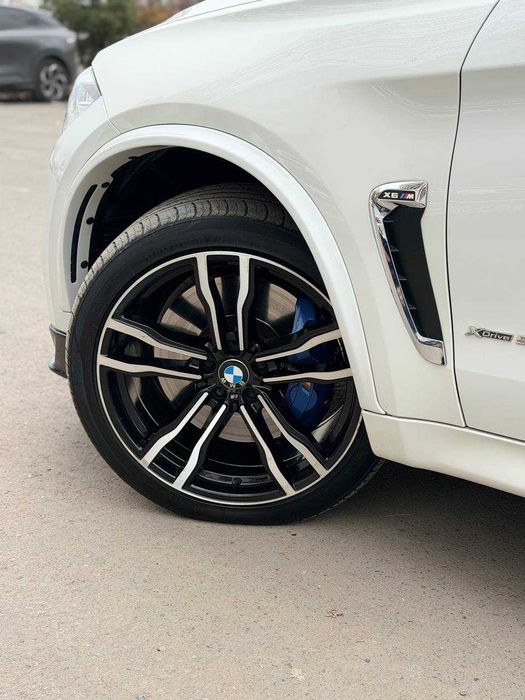 Sotuvda BMW X6 xDrive 35i avtomashinamiz