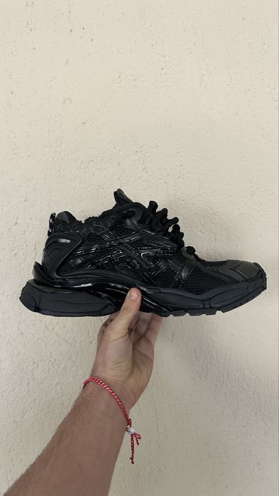 Balenciaga runners black 43