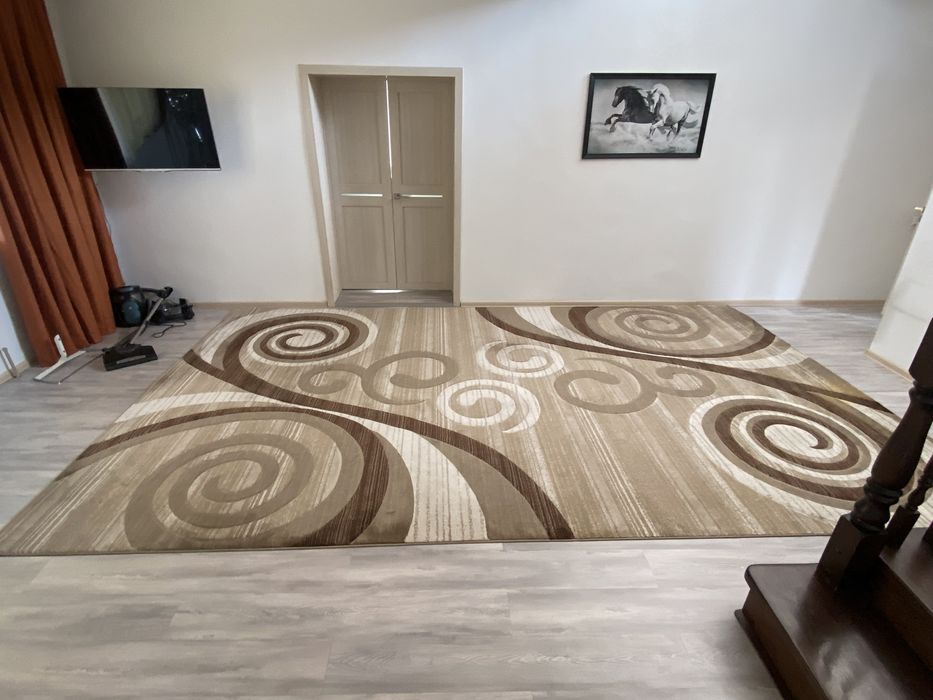 ковер в отличном состоянии