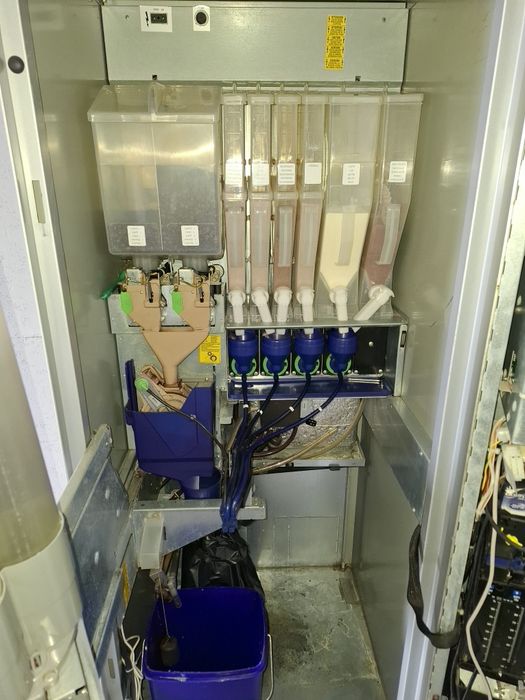 Automat cafea Necta Canto cu 2 râșnițe , cititor BV100  și restieră CashFlow