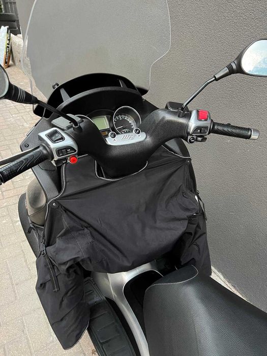 scuter piaggio mp3