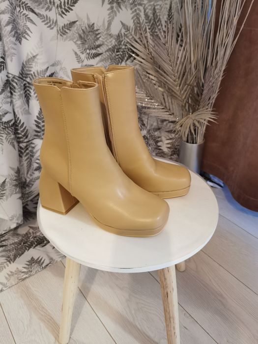 Ghete dama 38 comode