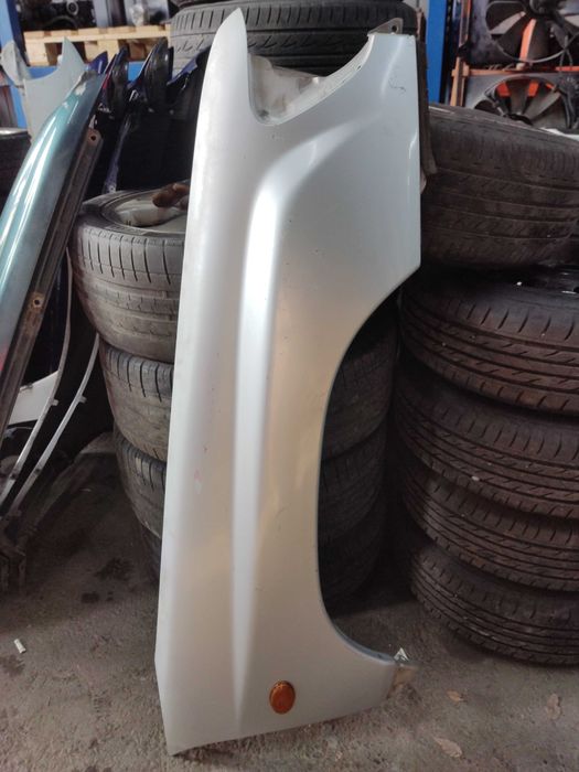 Крыло Субару  форестер переднее