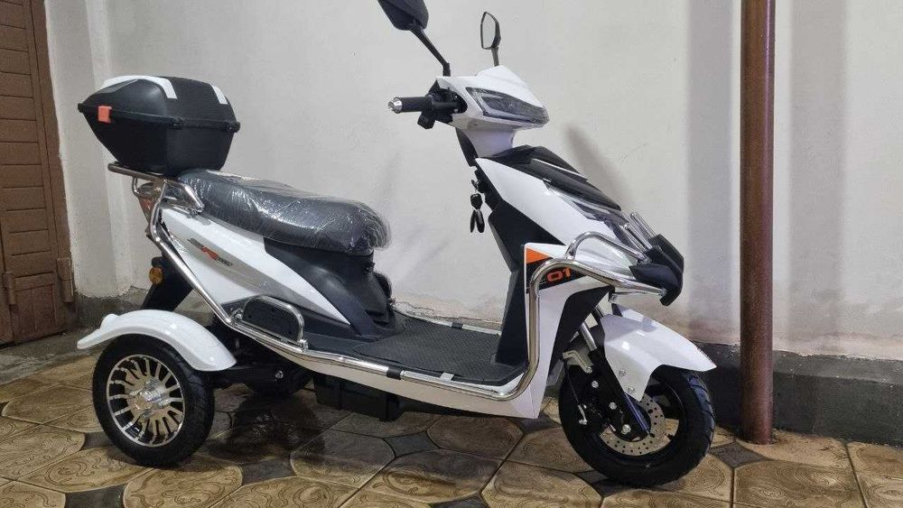 Новый трехколесный электроскутер (Трицикл) 800W / 60V / До 300 кг